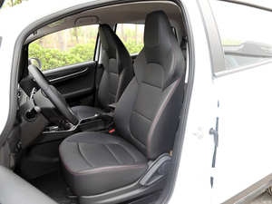 Livan X3 Pro Usado de Segunda Mano a Bajo Precio, Auto de Gasolina, SUV de Alta Calidad en Perfecto Estado, Listo para Enviar - Product Image 6