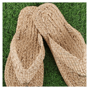 Pantuflas de Jacinto de Agua, Hechas a Mano con Suela de PU Resistente para Interiores, Fabricadas en Vietnam - Product Image 5