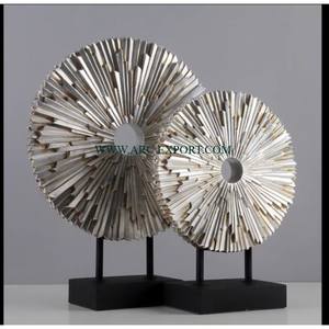 รูปปั้นใบแปะก๊วยเคลือบสีทองประดับโต๊ะรูปปั้นกลางสำนักงานฐานสีดำ - Product Image 2