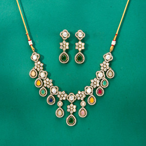 Kanhai Jewels hecho a mano latón aleación de cobre clásico gargantilla collar cristal/diamantes de imitación forma de paz Mehndi chapado ajustable - Product Image 3