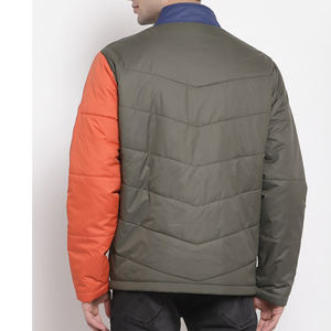 เสื้อกันลมบุใยสังเคราะห์แบบมีฮู้ดสำหรับผู้ชายรุ่นใหม่ล่าสุด ขายดี มีสไตล์ กันน้ำ ใส่ได้สองด้าน ดีไซน์ทันสมัย - Product Image 4