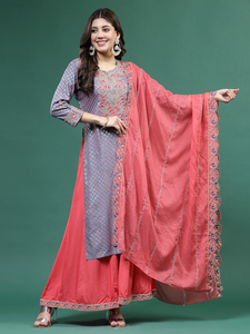 Ensembles Kurta Sharara Dupatta en rayonne grise à col en V pour femmes, vente en gros, meilleure qualité, vêtements ethniques - Product Image 4