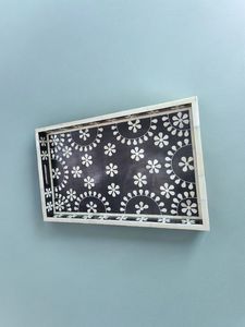 Bandeja cuadrada de madera hecha a mano India para servir con incrustaciones de hueso, Exportación de calidad para el hogar y la boda, Material acrílico por HF CRAFTS - Product Image 2