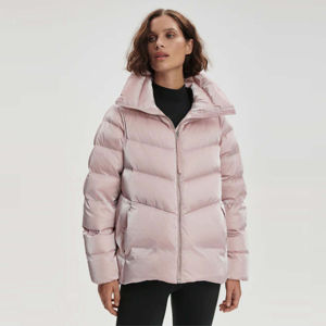 Vente en gros de doudounes d'hiver pour femmes manteaux chauds et légers avec isolation de qualité supérieure pour les vestes en peluche par temps froid - Product Image 2