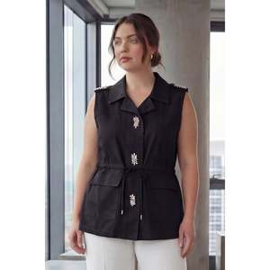 Gilet orné pour femme grande taille avec détail de ceinture à nouer, noir - Product Image 1