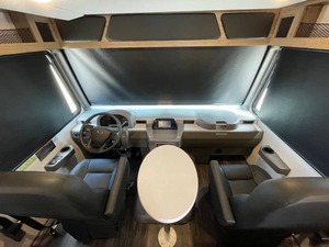 Nouveau Winnebago Sunstar 33K 2025 prêt à la vente - Product Image 5