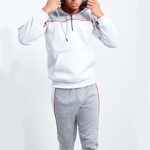 Conjunto deportivo holgado para hombre diseñado para brindar comodidad con flujo de aire, movimiento sin restricciones y uso de baja presión durante períodos prolongados. - Product Image 4