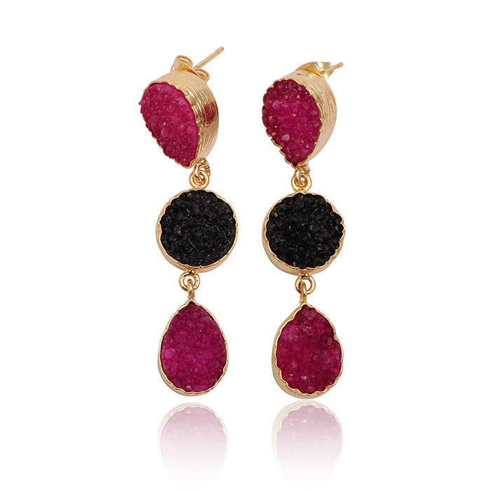 ชมพู, ดำ, ชมพู