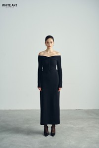 Meilleure vente Donna hauts en tricot épaules dénudées femmes hauts pour femmes élégant vêtements en tissu de haute qualité femmes étiquetage privé - Product Image 4