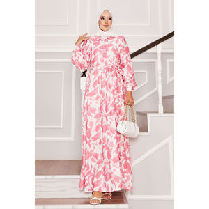 Robe florale rose avec col à nouer sur le côté, taille élastique, en viscose respirante, style décontracté et élégant, tailles XS-XL, idéale pour les occasions de remise de diplôme et autres occasions de jour. - Product Image 1