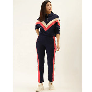 Woven labal OEM Nuevo último diseño de manga larga conjunto de chándal para mujeres Yoga Street Wear Casual Track suits - Product Image 4