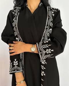 Abaya de satén de lujo personalizada al por mayor para mujer, vestido islámico turco pequeño, mangas con volantes, estilo Dubái, seda de alta calidad para - Product Image 2