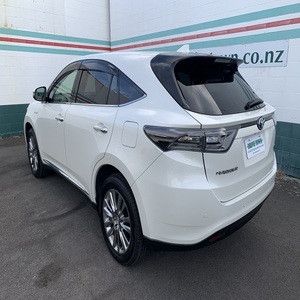Excellent LHD Toyota HARRIER RHD Toyota HARRIER d'occasion prêt à exporter dans le monde entier à vendre - Product Image 2