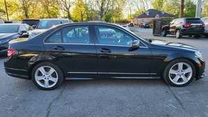 Mercedes-Benz C 300 Sport 4MATIC 2010 / Disponible para la Venta con Bajo Kilometraje, Motor de Gasolina, Auto Usado en Excelentes Condiciones, Sin Accidentes - Product Image 3