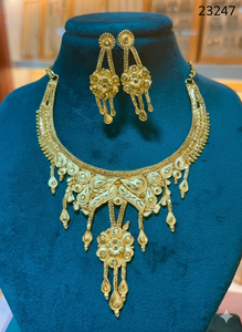 Conjunto de Collar con Colgante Floral Chapado en Oro, Aretes y Anillo Ajustable, Joyería de Moda Tradicional de Imitación al por Mayor, Modelo No. 23089 - Product Image 5