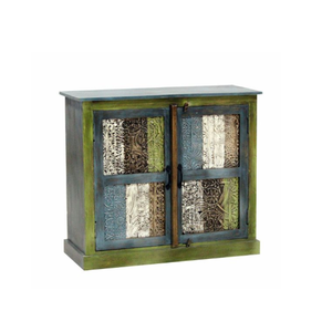 Armoire vintage à 2 portes avec un design sculpté complexe en bois de manguier massif avec finition antique pour un style rustique classique - Product Image 2