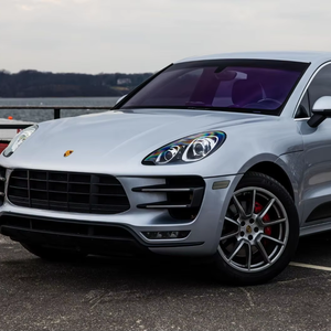 Porsche Macan Turbo 2015 d'occasion en excellent état, moteur V6 turbo de 400 ch - Product Image 1