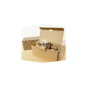Rendez ce Noël inoubliable avec un arbre décoré qui rayonne de chaleur, d'amour et de joie festive - Product Image 1
