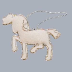 Décoration suspendue en forme de cheval Zari |   Décoration murale artisanale en perles et fils métalliques pour décorations festives - Product Image 2