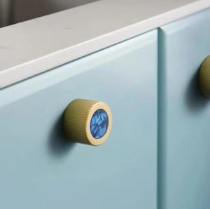 ลูกบิดสีทองแบบพรีเมี่ยมสำหรับงานตกแต่งสีฟ้าเหมาะสำหรับประตูทางเข้าห้องนอนและการตกแต่งภายในระดับไฮเอนด์จากอินเดีย - Product Image 5