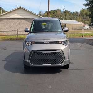 Kia Soul S 2023 LIMPIO Y ASEQUIBLE - Product Image 1
