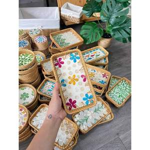 Plateau à balai en rotin pratique, artisanat vietnamien, pour servir les dîners en famille ou organiser les fruits, les collations, le thé, le café, la table à manger - Product Image 3