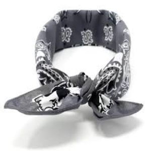 ผ้าพันคอผ้าฝ้ายสี่เหลี่ยมสีขาวพิมพ์ลายสีทึบสไตล์ผู้ชายนุ่มทนทานสำหรับใช้งานกลางแจ้ง - Product Image 4