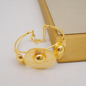 Ensemble de <span class=keywords><strong>bijoux</strong></span> brésiliens à la mode plaqué or 24 carats pour les mariées <span class=keywords><strong>Bijoux</strong></span> africains audacieux - Product Image 4