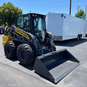 Chargeuse compacte New Holland L320 avec moteur Camc rapide et fiable, pompe 220V, boîte de vitesses, moteur et engrenage - Haute efficacité, garantie de 2 ans - Product Image 1