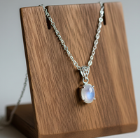 Achetez un pendentif en argent sterling 925 plaqué or 18 carats avec serti clos, chaîne délicate, pierre de lune naturelle bohème, cristal de guérison, tendance