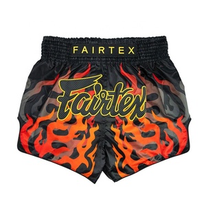 Pantalones cortos de muay thai premium, tela satinada ligera, transpirable, de secado rápido, ropa deportiva para entrenamiento, para hombres, uso en el gimnasio. - Product Image 3