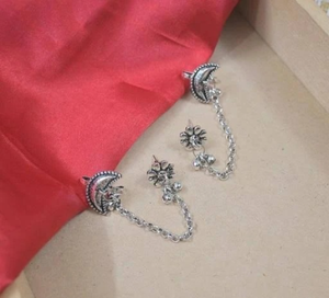 Boucles d'oreilles pendantes uniques en argent oxydé en forme de croissant, fabriquées à la main en alliage indien pour femmes, au prix d'usine - Product Image 5