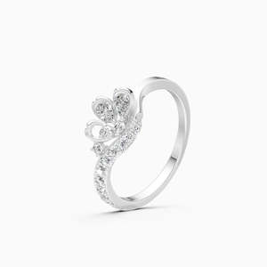 แหวนเพชรทรงดอกไม้ Heart Bloom Curve Lab Grown Diamond น้ำหนัก 0.29 กะรัต ทรงกลม ประดับทอง 9K สีเหลือง ขาว และโรสโกลด์ - Product Image 3