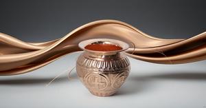 Phong cách cổ tay nổi đồng lota kalash nồi với Om swastik thiết kế poojan mục đích drinkware cho Ayurveda chữa bệnh - Product Image 5