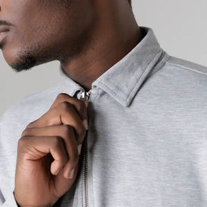 T-shirt à col zippé pour homme, manches courtes, en polyester/coton, col élégant, respirant, couleurs personnalisables, imprimé, haute qualité, pour l'extérieur - Product Image 4