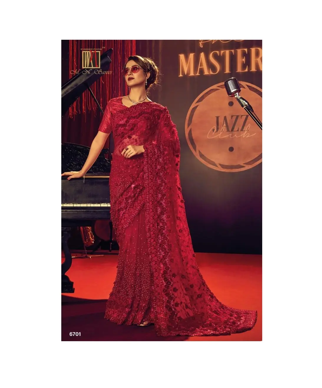 Nuovo esclusivo Party Wear ricco stile celebrità rosso rete digitale con sequenza fiore con Zarkan e cristallo lavoro pesante sari