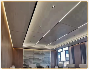 Panneaux <span class=keywords><strong>de</strong></span> <span class=keywords><strong>plafond</strong></span> en nid d'abeille en aluminium ignifuges et résistants à l'humidité légers pour la décoration <span class=keywords><strong>de</strong></span> <span class=keywords><strong>plafond</strong></span> intérieur - Product Image 2
