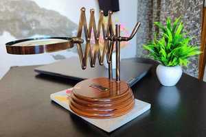 Décor de bureau de style antique Base en bois massif Loupe de bureau Reproduction vintage en laiton antique - Product Image 6