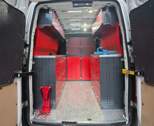 Sistema de estanterías OEM de alta resistencia para furgonetas de taller móvil con banco de trabajo, cajones para herramientas y armarios superiores para furgonetas de servicio y estanterías para coches. - Product Image 5