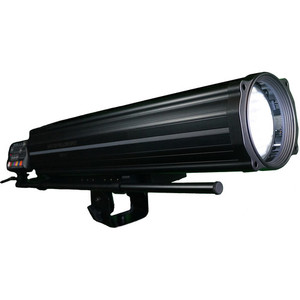 Projecteur LED Altman 780W avec trépied noir et câble PowerCON US de 5 pieds avec extrémités nues - Product Image 1