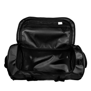 Bolsa de Lona Extra Grande con Logotipo Personalizado, Cómoda, Impermeable, con Correa Cruzada para el Hombro, Capacidad de 50-70L, Teñida de Negro - Product Image 3
