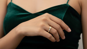 Anillo de Lujo para Mujer con Barra en T de Oro de 14K y Diamantes Naturales con 07 Piedras Redondas de Corte Brillante |   Joyas de Uso Diario Chapadas en Oro de 0.03 Quilates - Product Image 5