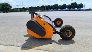 Máquina trituradora y devolvente de paja montada en tractor con componentes de engranajes centrales - Product Image 3