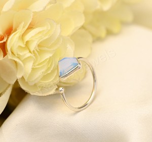 Anillo ajustable de plata Marquesa Opalite Eternity Vermeil de 10mm personalizable, regalo de boda clásico de buena calidad para mujer - Product Image 6