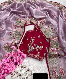 Las últimas mujeres usan ropa de boda y ropa de Festival Sari de seda con borde de trabajo de tejido con blusa de seda Banarasi para tela de mujer - Product Image 1