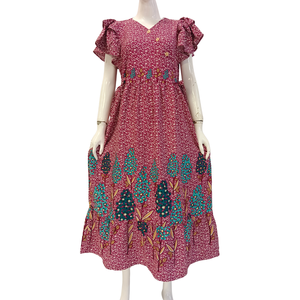 Robes décontractées à manches bouffantes pour femmes par Chrysanta. 100% rayonne, confortable à porter au quotidien. - Product Image 2