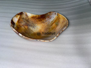 Accessoire de décoration écologique, bol en résine ange fait main de chez Tradebyd pour les acheteurs soucieux de l'environnement et la décoration inspirée de la nature - Product Image 6