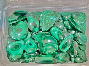 Accessoires de mode Cabochon ovale en malachite naturelle pour la fabrication de bijoux pierres précieuses en vrac d'Inde - Product Image 2