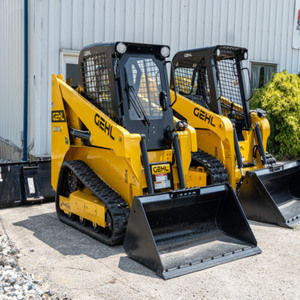 Cargadora compacta de orugas usada Gehl RT105 amarilla, equipo usado en venta - Product Image 6