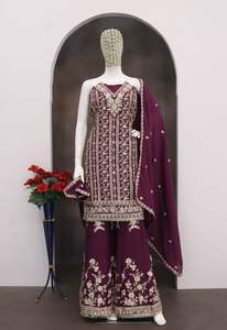 Salwar Kameez de qualité supérieure pour femme, haut long élégant avec dupatta brodé, disponible au prix d'exportation - Product Image 2